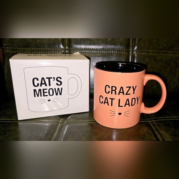BNWT! 20floz 🐈 Crazy Cat Lady 🐈 Coffee Mug with Gift Box! - Picture 1 of 11